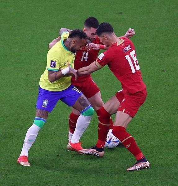 1669317732957063866.jpg 1669317346455_lc_galleryImage_LU.jpg