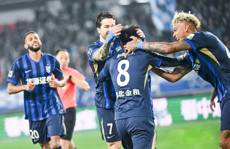 彩票-阿贤捅穿大连 主任杀回梭鱼湾!李昂被绍尔过得干净 安佩姆也想试